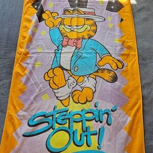 Garfield Steppin' Out Beach Towel